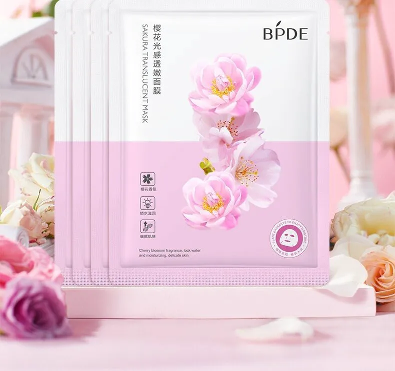 Тканевая маска с экстрактом цветов сакуры BPDE Sakura Translucent Mask